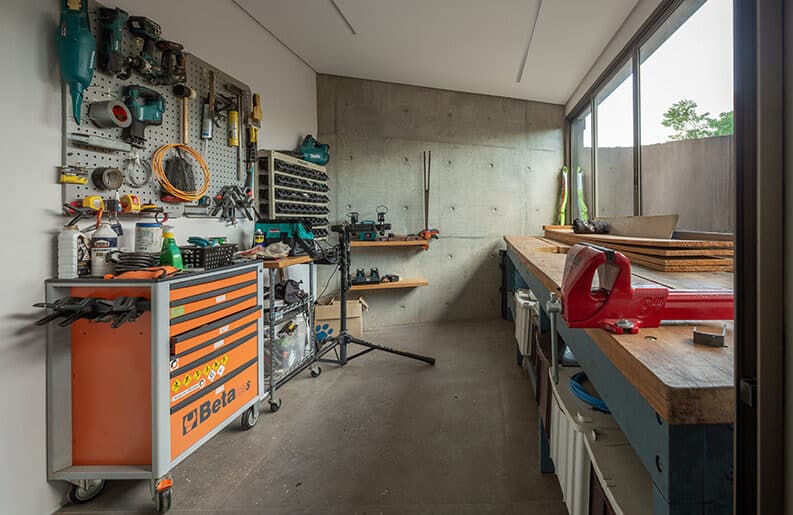 Casa MA en Atibaia by Estúdio Rossi Arquitetos