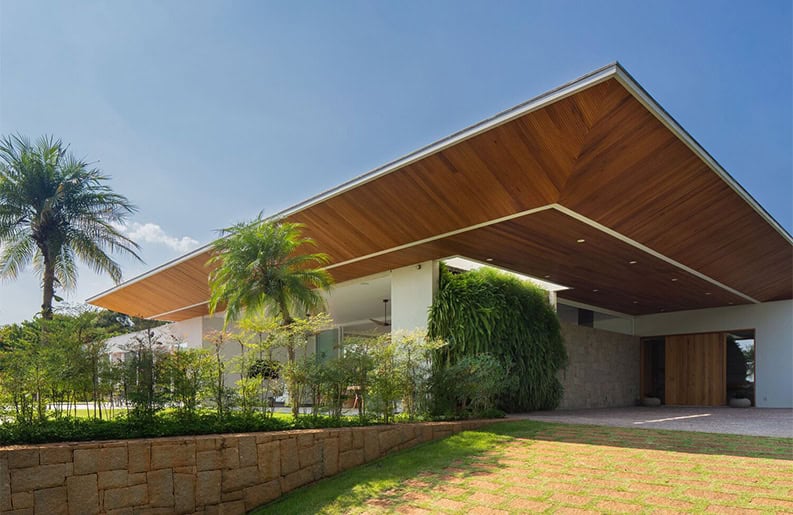 Casa MEG Baroneza. Una propiedad que conecta el interior con el exterior