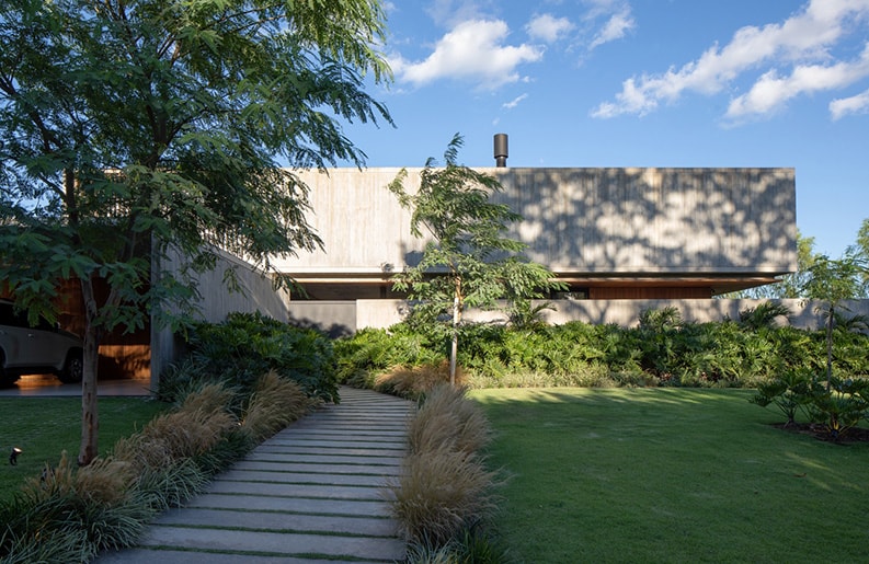 Casa MS, Sommet, Paul Renaud