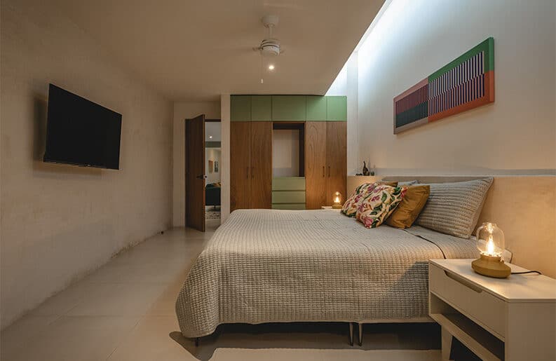 Casa Mikelin by Taller Estilo Arquitectura