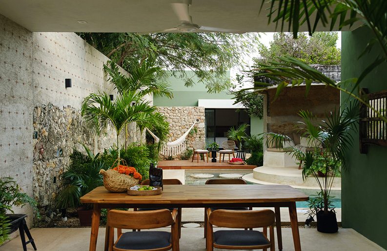 Casa More by Workshop Diseño y Construcción