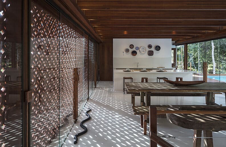 Casa Muxarabi by André Luque Arquitetura