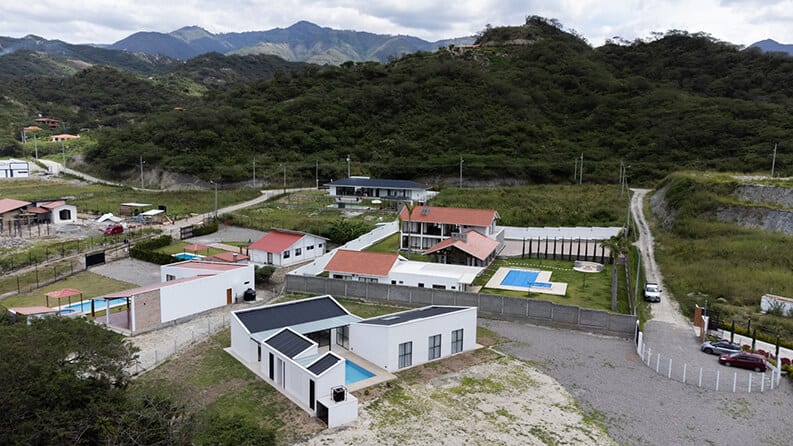 Casa Nadya, CASTILLO + VALDIVIESO arquitectos, Nicolas Provoste