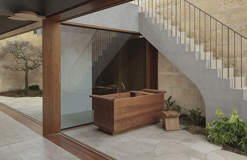 Casa New Castle by Anthony St John Parsons