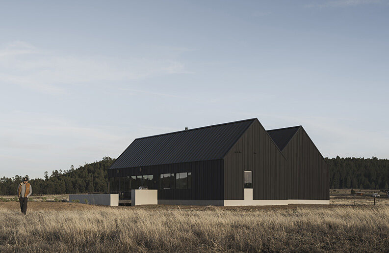 Casa Noir Peaks by The Ranch Mine