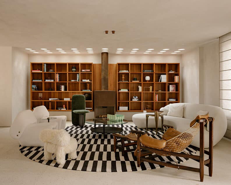 Casa Ortiz by Meireles + Pavan Arquitetura