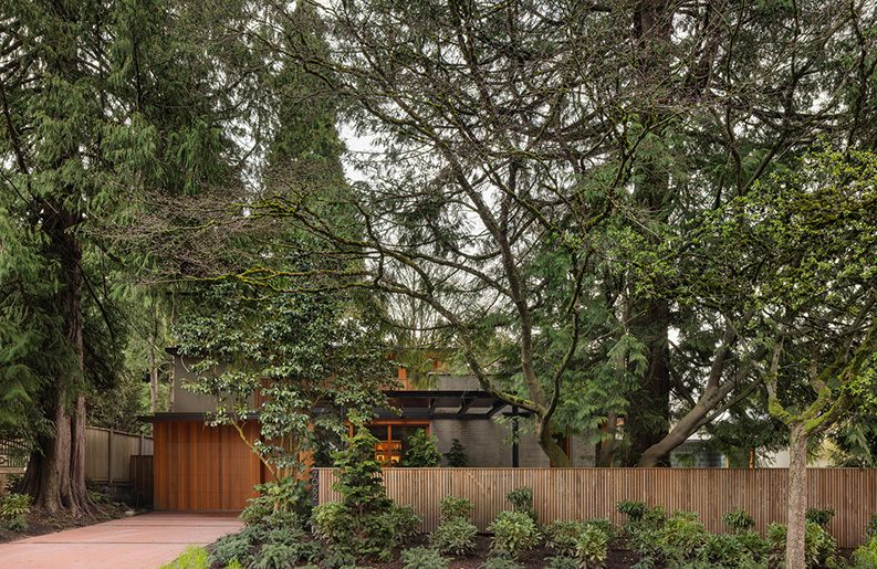 Casa Osler by Scott & Scott Architects