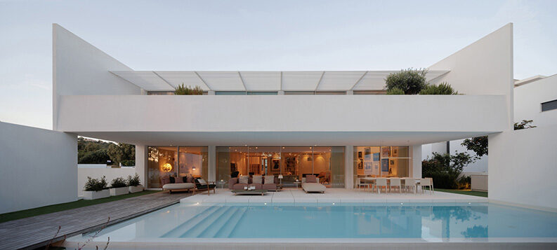 Casa PCG by Visioarq Arquitectos