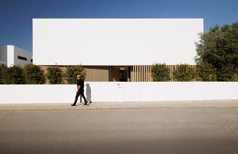 Casa PCG by Visioarq Arquitectos