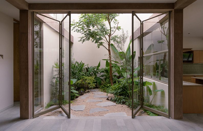 Casa Paseo de la Cantera by Antumbra estudio