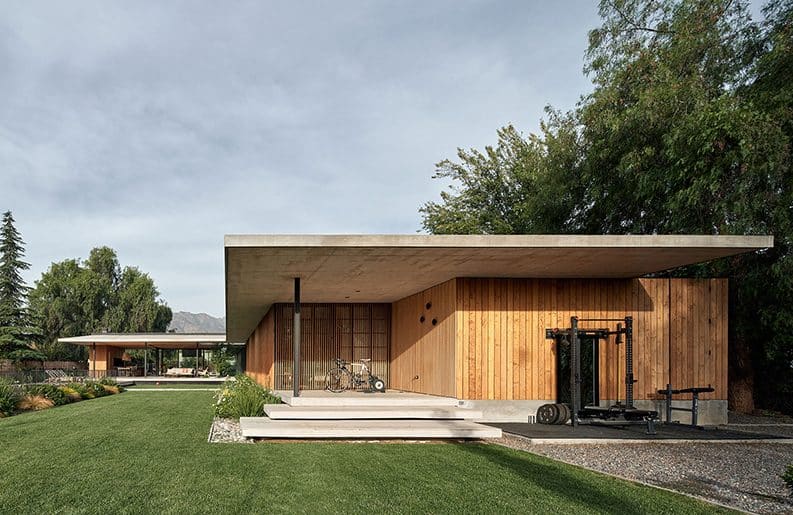 Casa Paso de los Toros by Juan Carlos Sabbagh Arquitectos