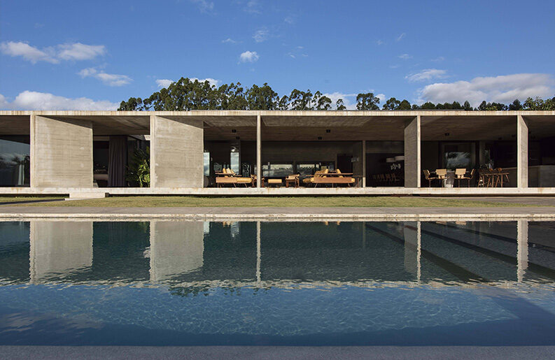 Casa Paula by Arq. Luciano Kruk