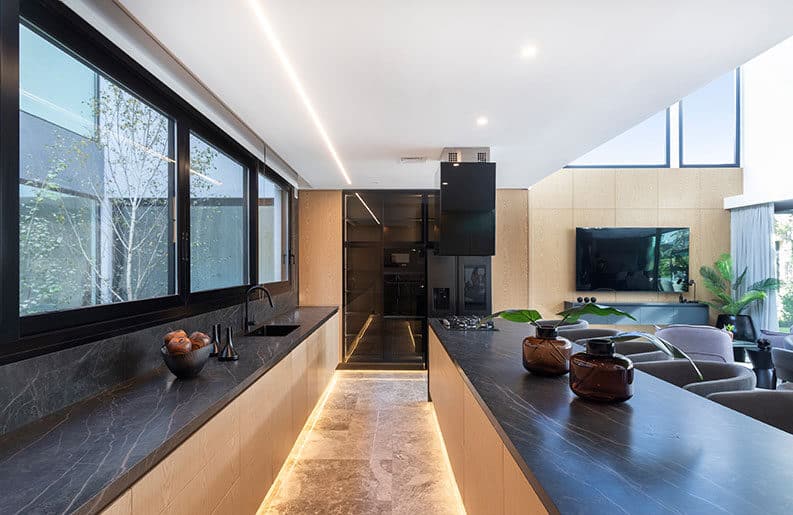 Casa Popcorn by Leone Loray