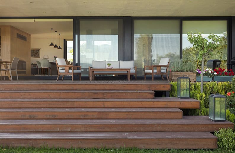 Casa Reed. Una vivienda que absorbe la pureza del ambiente que lo rodea