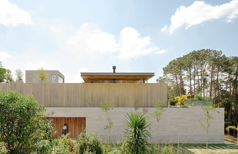 Casa Represa JL by Garbin Arquitetos