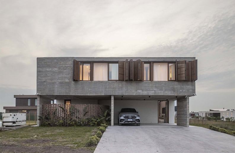 Casa Río by TIM ARQUITECTOS