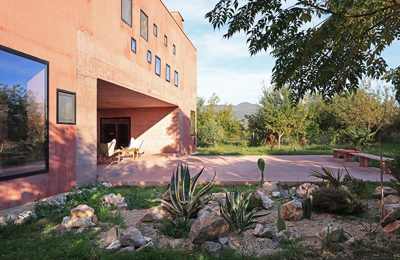 Casa Roja by Pacarizi Studio