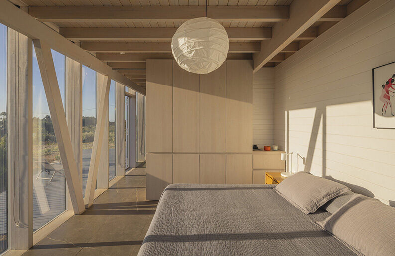 Casa SI by Iragüen Viñuela Arquitectos 