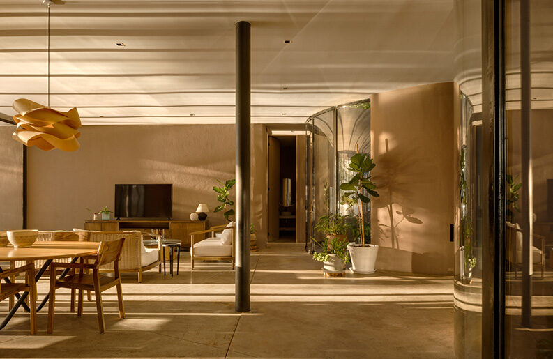 Casa Santa María del Oro by Mauricio Ceballos X Architects