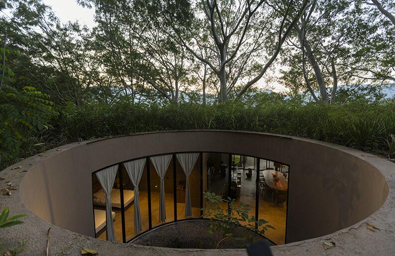 Casa Santa María del Oro by Mauricio Ceballos X Architects