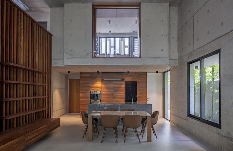 Casa Sombras by HYLA Architects