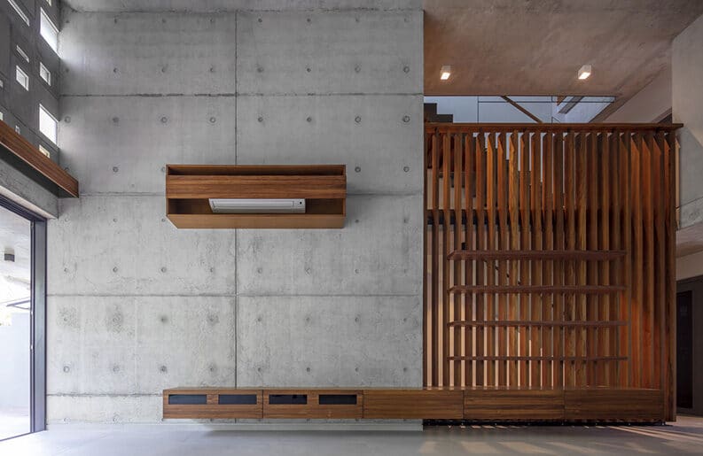 Casa Sombras by HYLA Architects