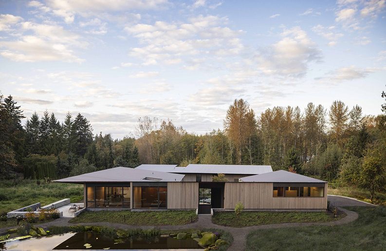 Casa Taller French Creek by Wittman Estes