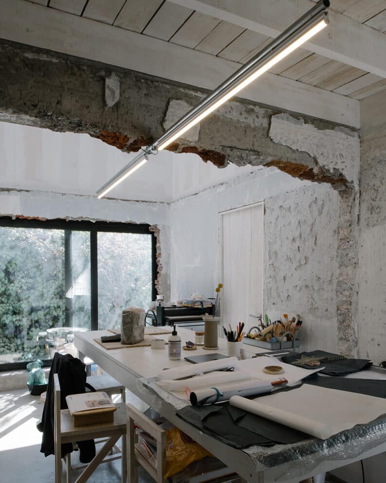 Casa Tam by Ivan Bravo Architects