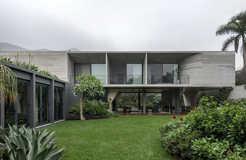 Casa Trama by 404 Arquitectura