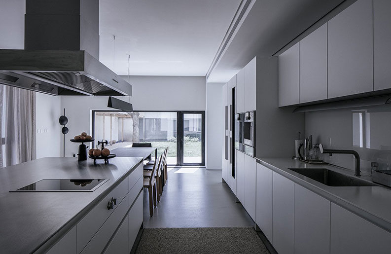Casa W by Atelier About Architecture