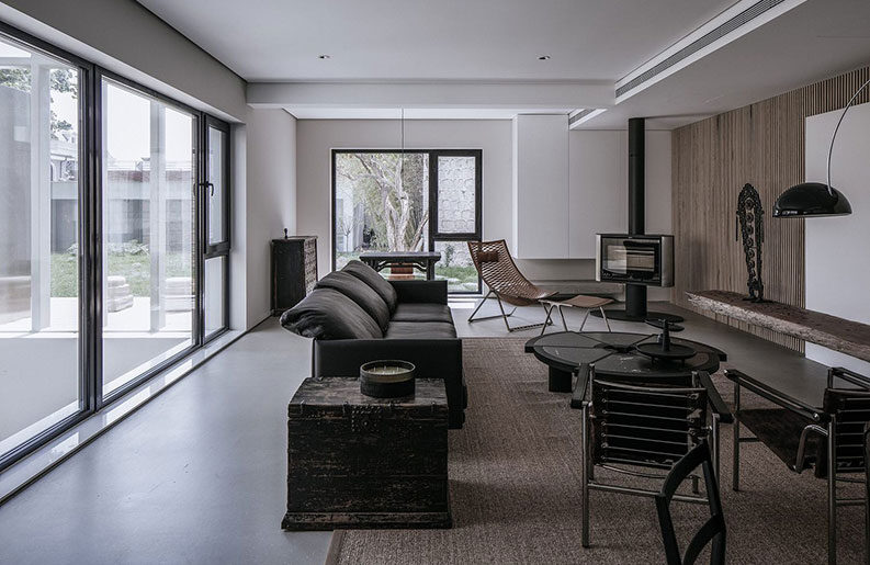 Casa W by Atelier About Architecture