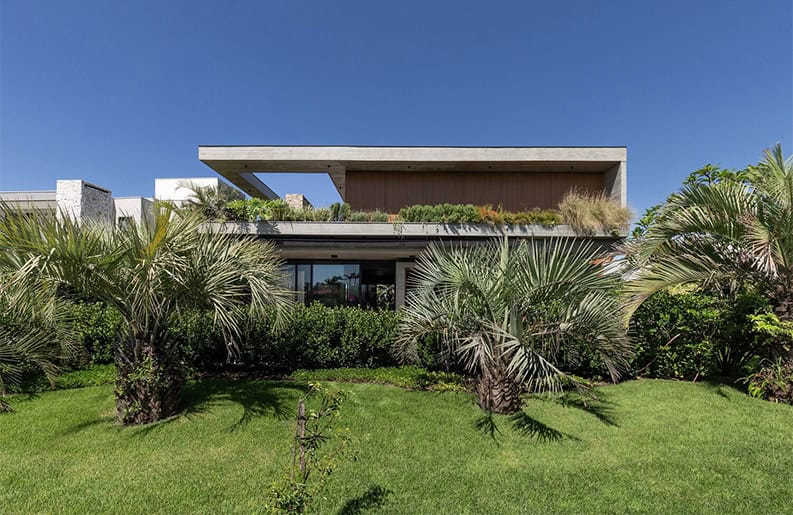 Casa Z by Mayresse Arquitetura