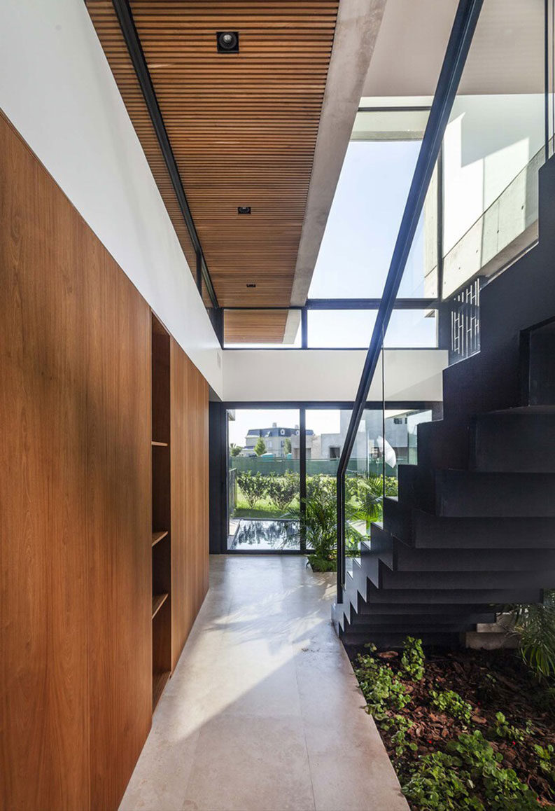 Casa Zetta by remyarchitects