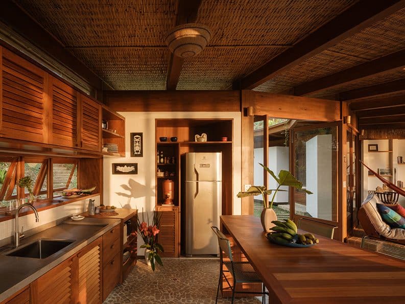 Casa da Figueira by Estúdio Lava