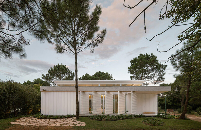 Casa de Mar by Jorgelina Tortorici & Asociados