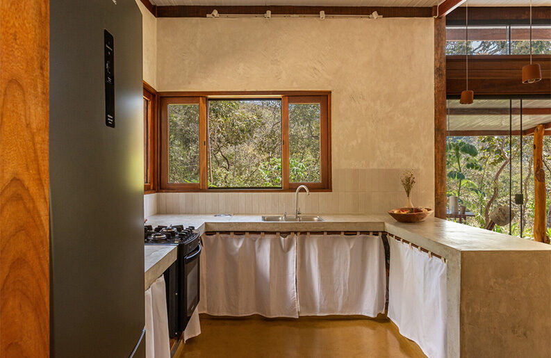 Casa de Mel by Francisco Lang Arquitetura