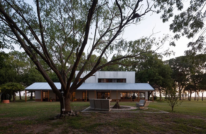 Casa de campo en Pila, DRM Arquitectura, Javier Agustín Rojas