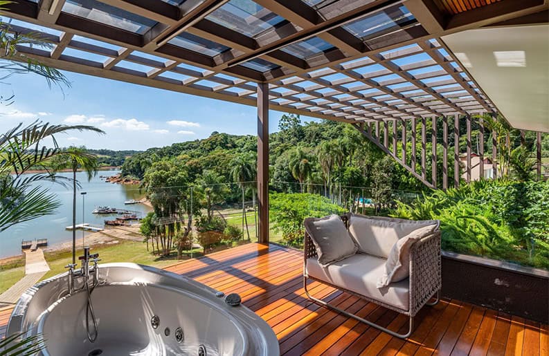 Casa de la Represa. Una propiedad que convive con un clima tropical