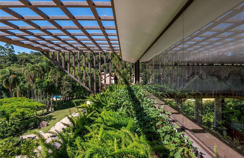 Casa de la Represa. Una propiedad que convive con un clima tropical