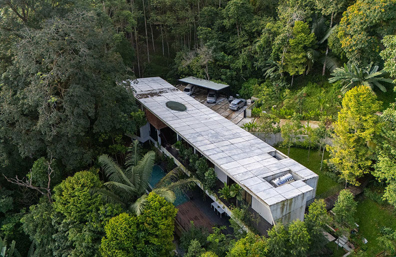 Casa de la Selva by Choo Gim Wah Architect