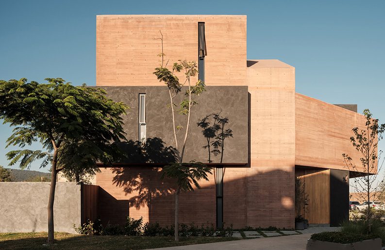 Casa de una Escritora by em-estudio