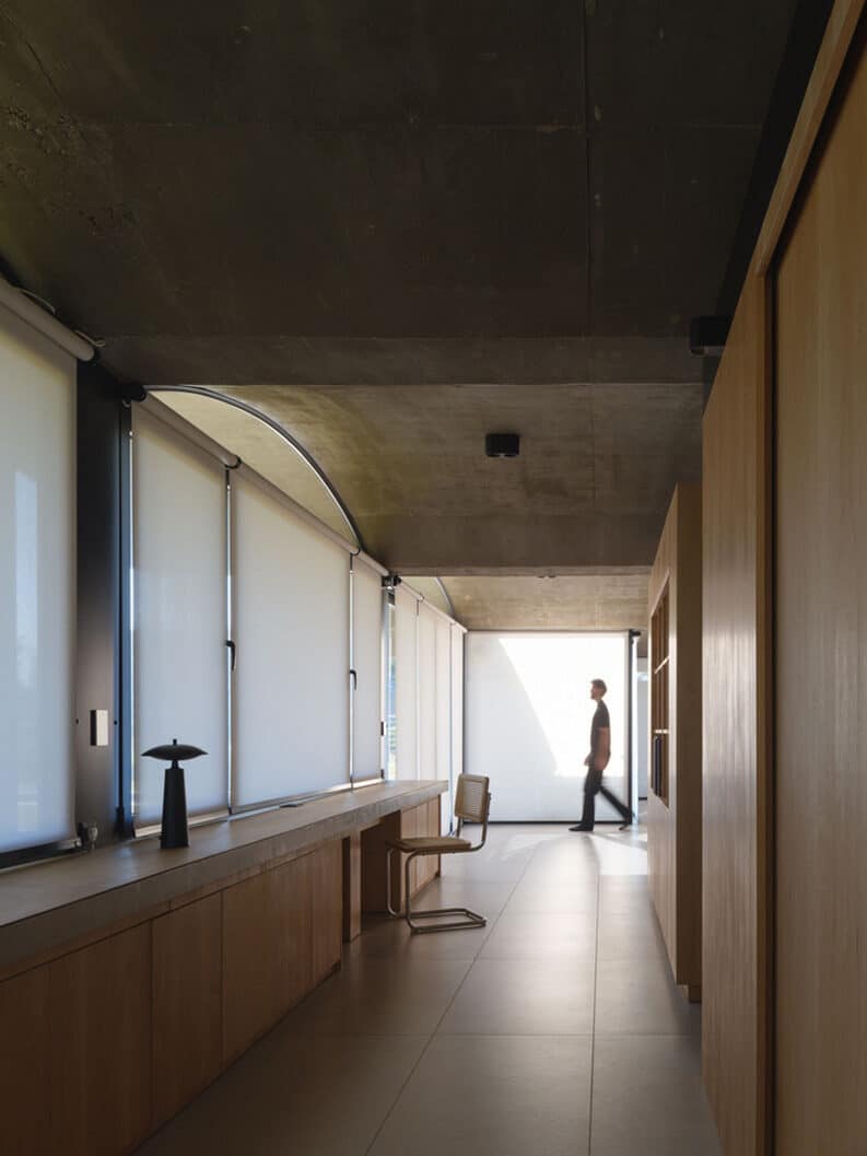 Casa del Mordisco by BIOMA