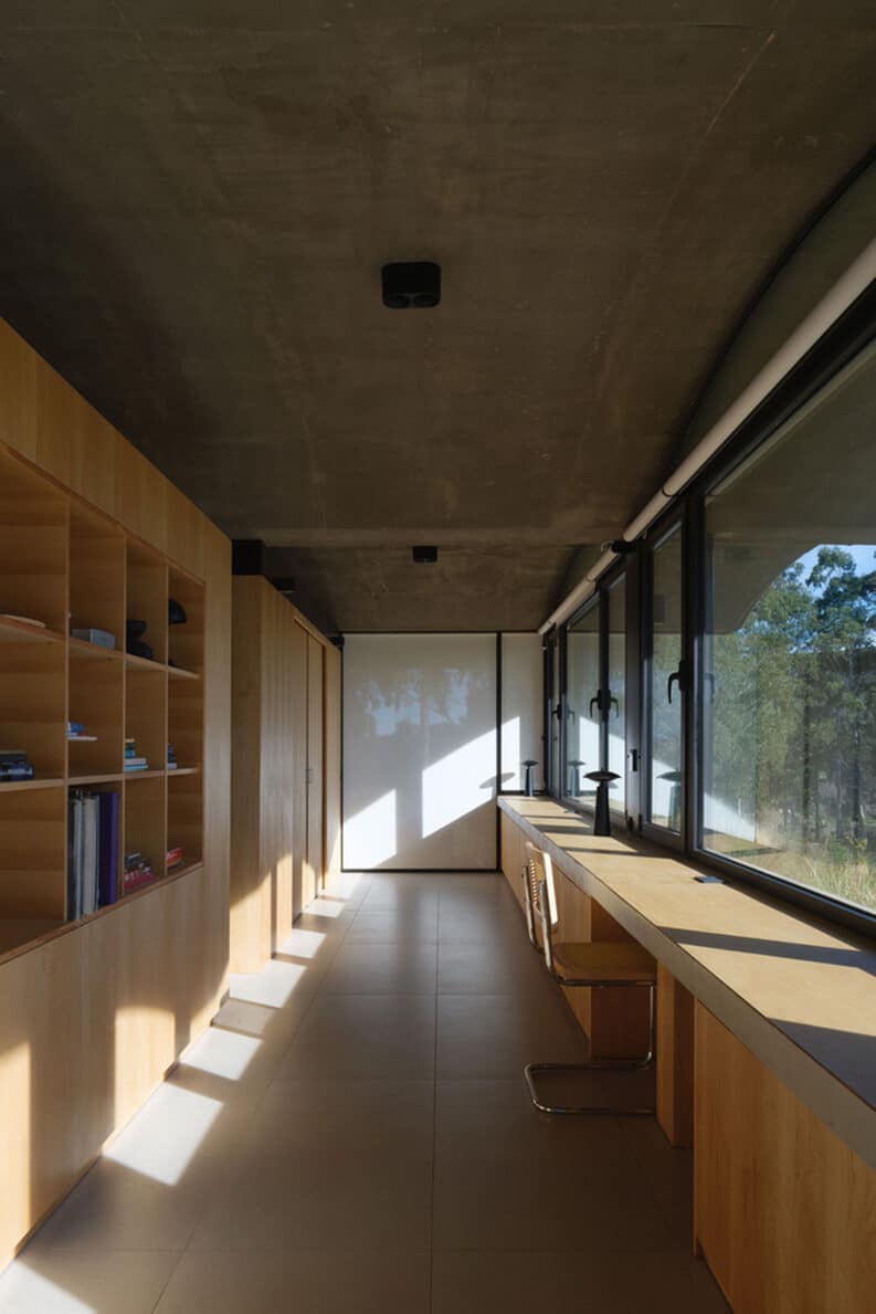 Casa del Mordisco by BIOMA