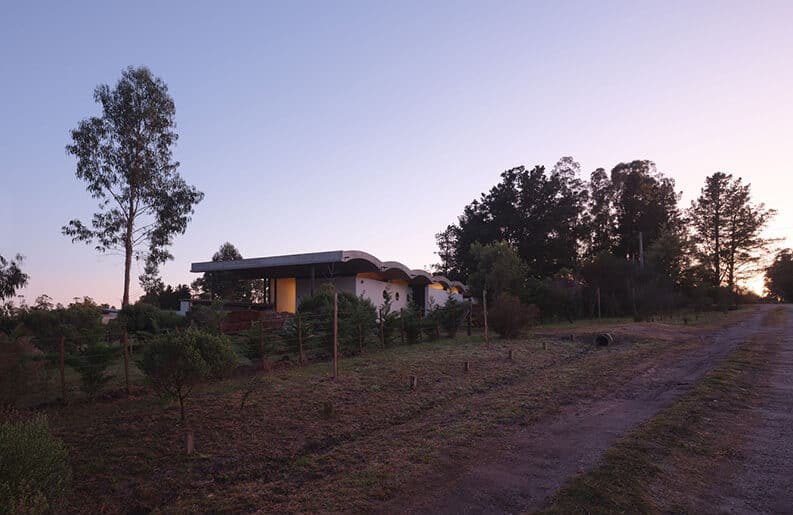 Casa del Mordisco by BIOMA