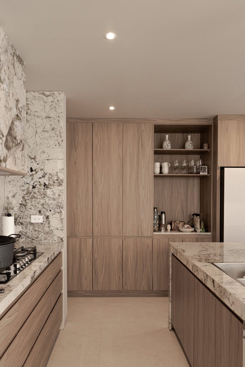 Casa dieciocho by Pereda Han Estudio