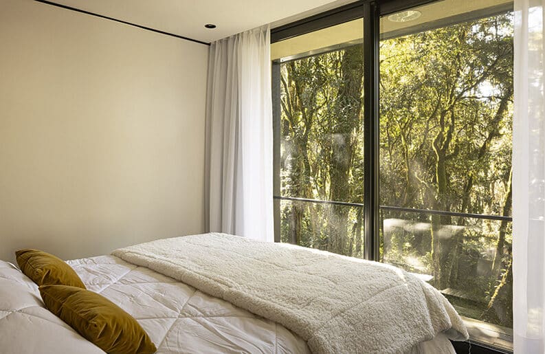 Casa en Canela by 0E1 Arquitetos