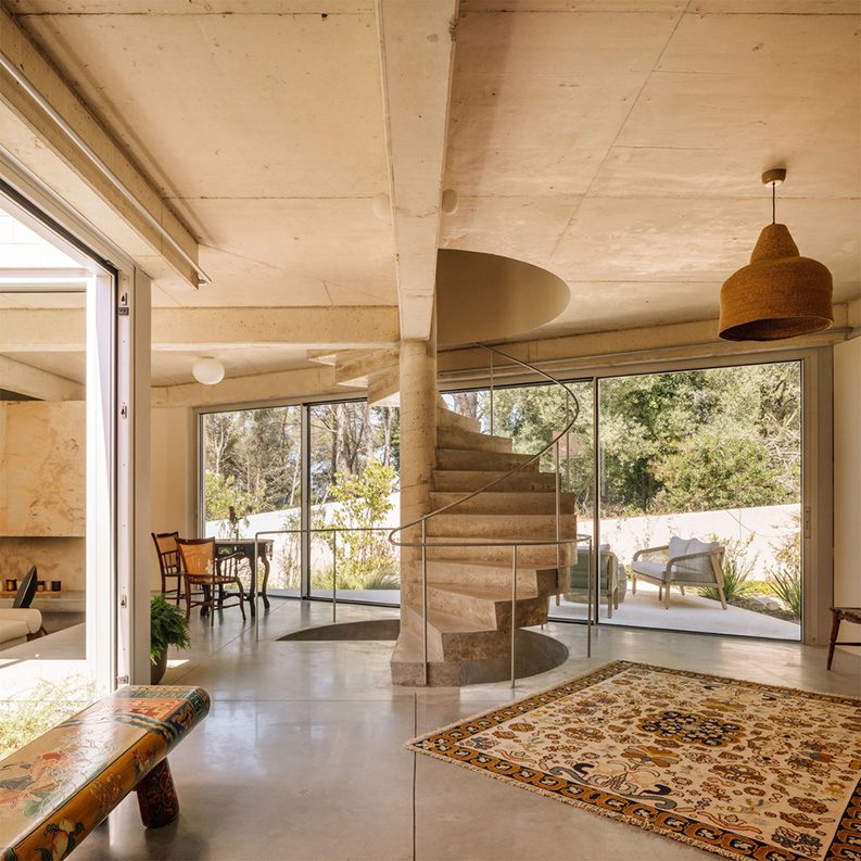 Casa en Galamares by atelier RUA  