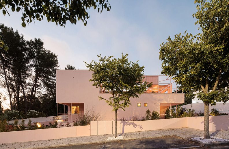 Casa en Galamares by atelier RUA