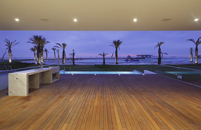 Casa en La Jolla II by Juan Carlos Doblado