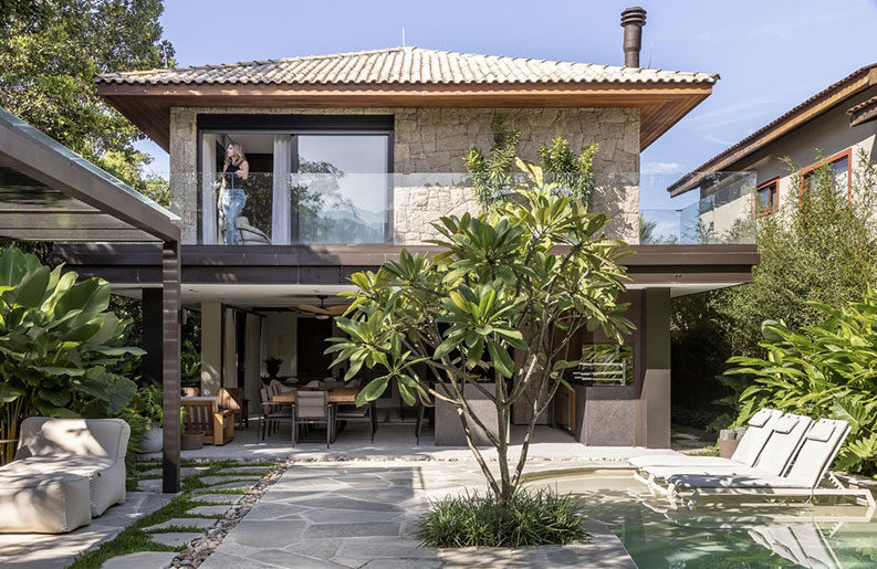 Casa en Praia da Baleia by TWO Arquitetura